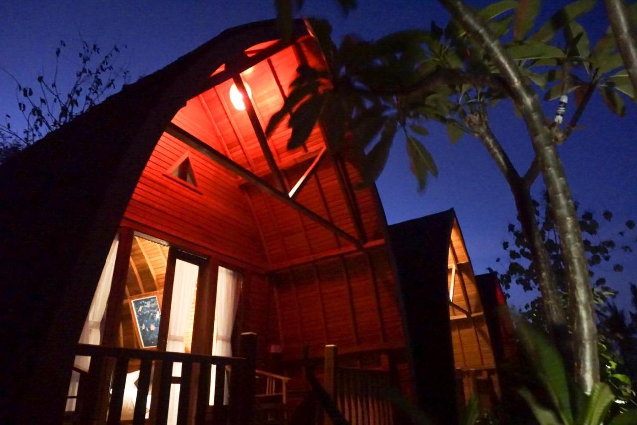 Kibu Kauh Sunrise Cottage Sakti ภายนอก รูปภาพ